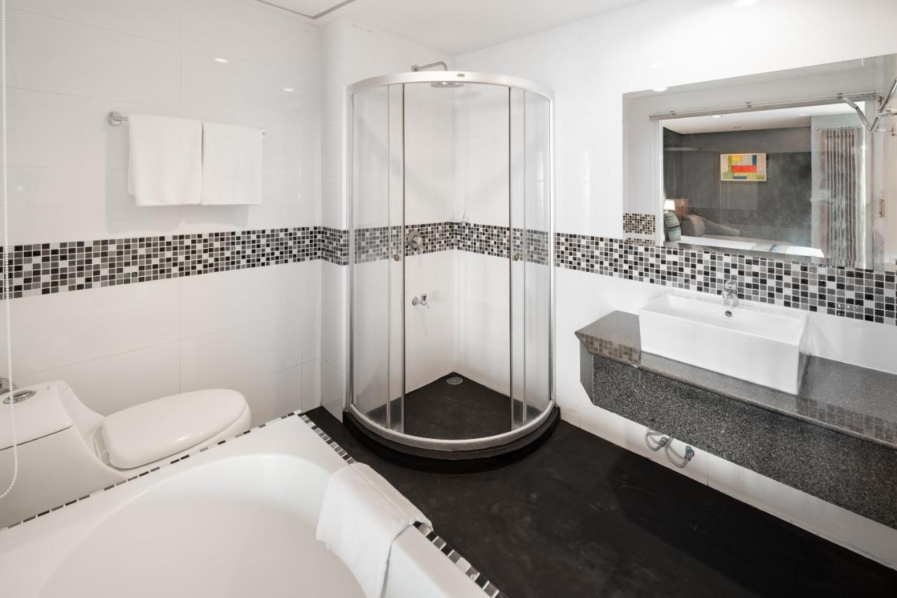 One-Bedroom Studio,1341801503:JPEG