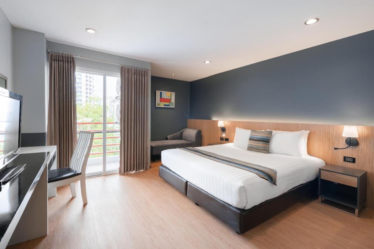 One-Bedroom Studio,1341799547:JPEG