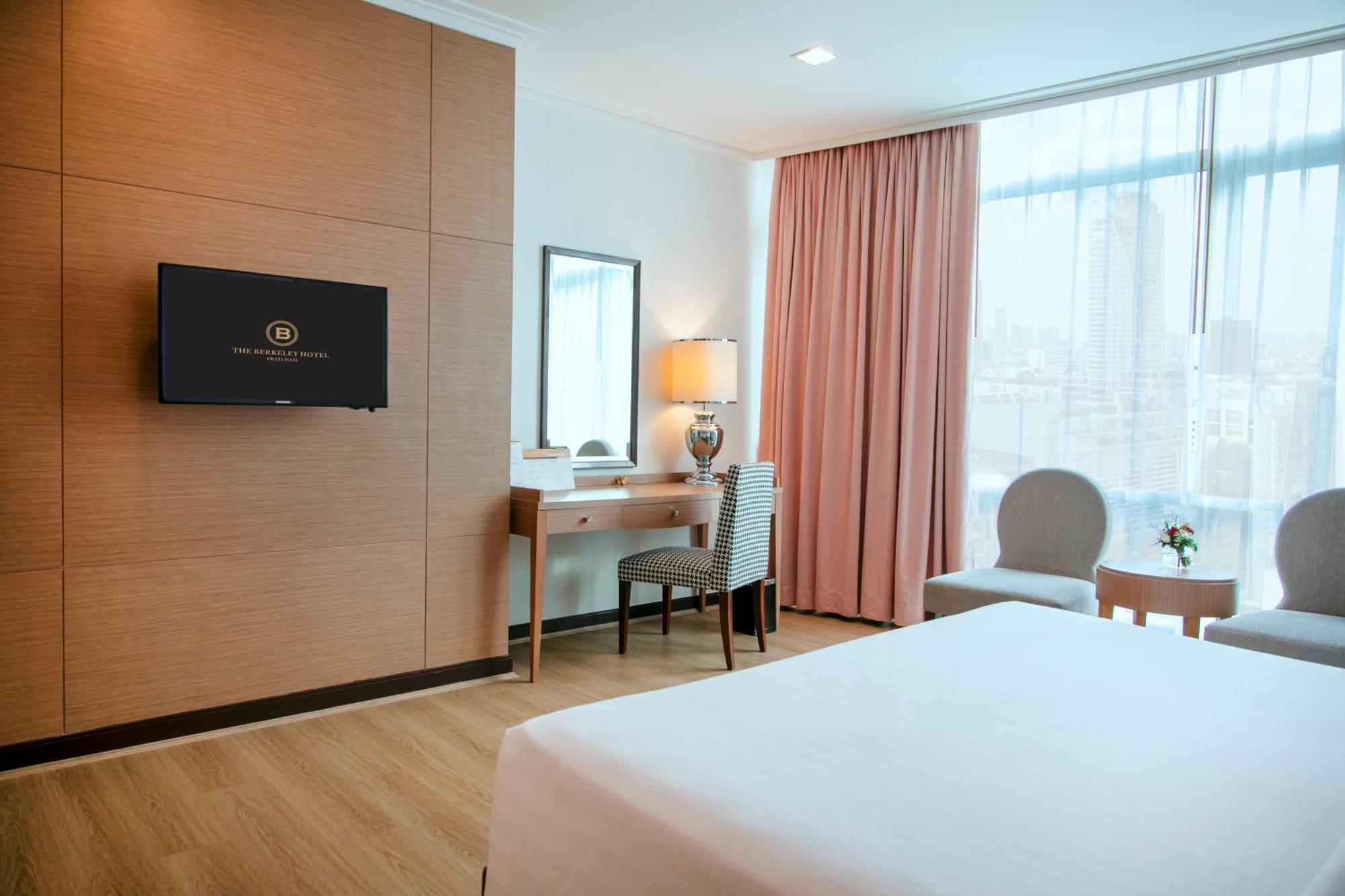 Luxury Room Main Tower