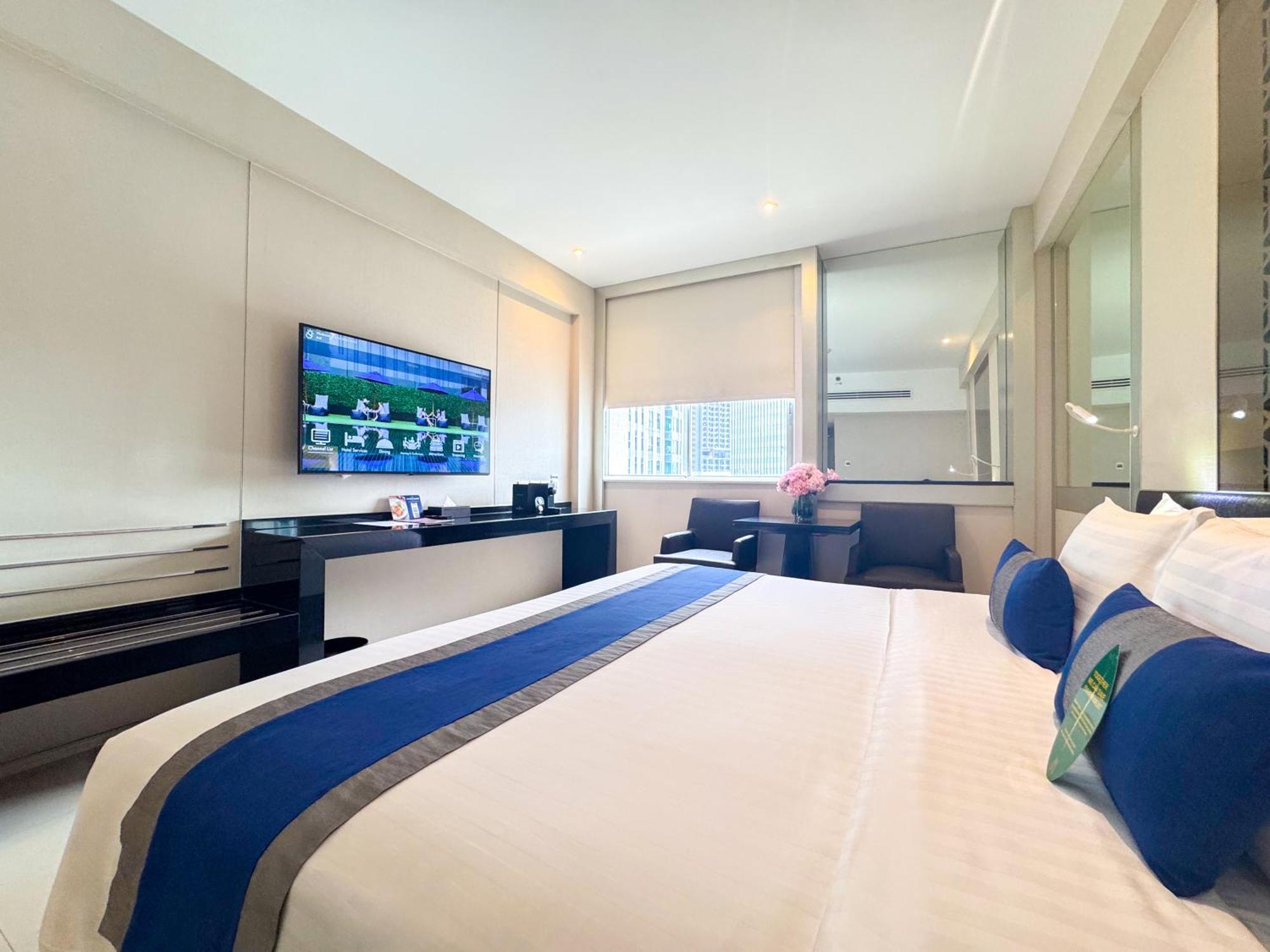 Executive Room,1731395988:JPEG