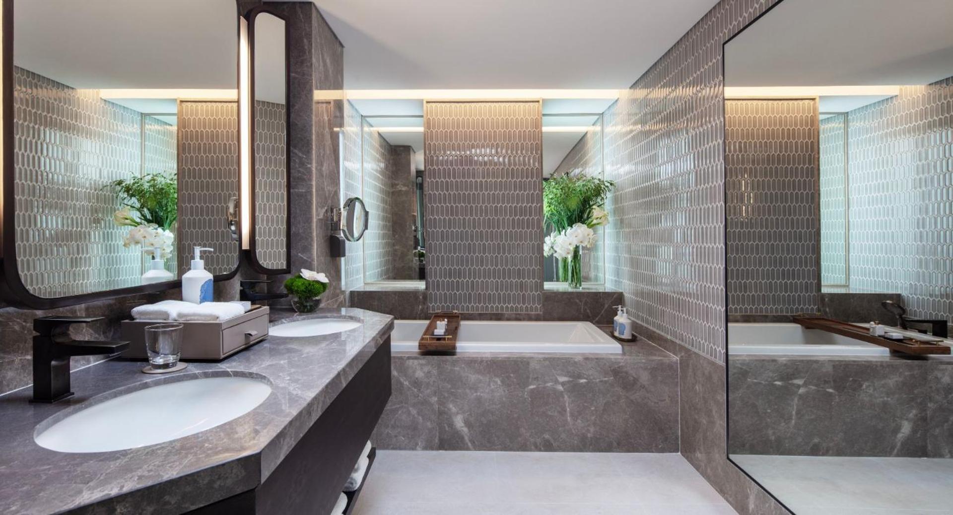 Garden Pool Suite,1771750445:JPEG