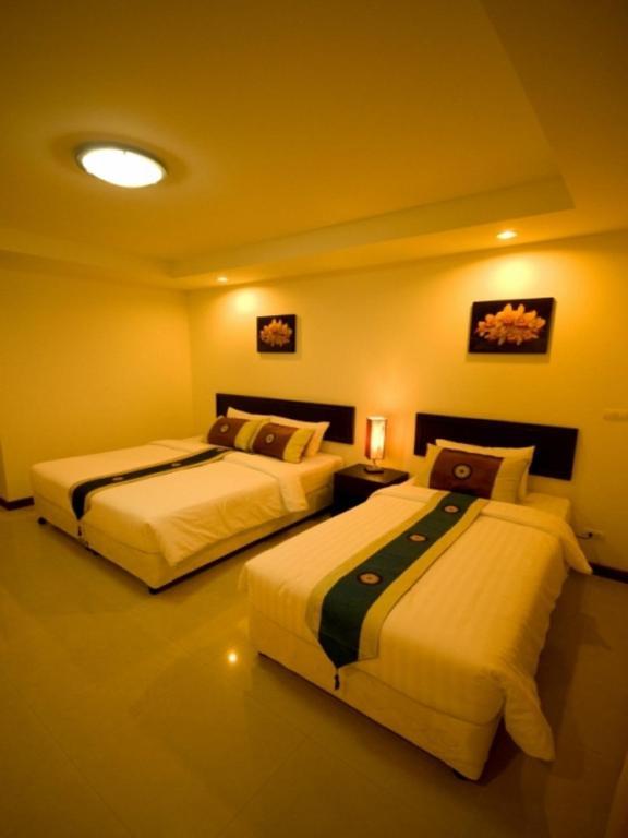 Deluxe Double or Twin Room,698079573:JPEG